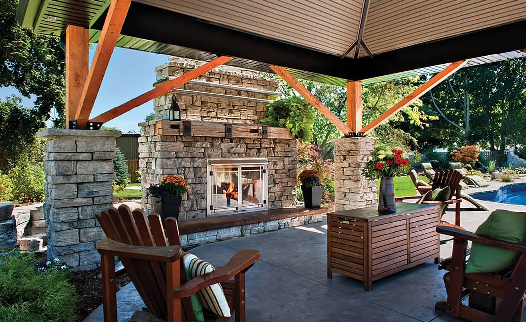 Fire Pits & Fireplaces